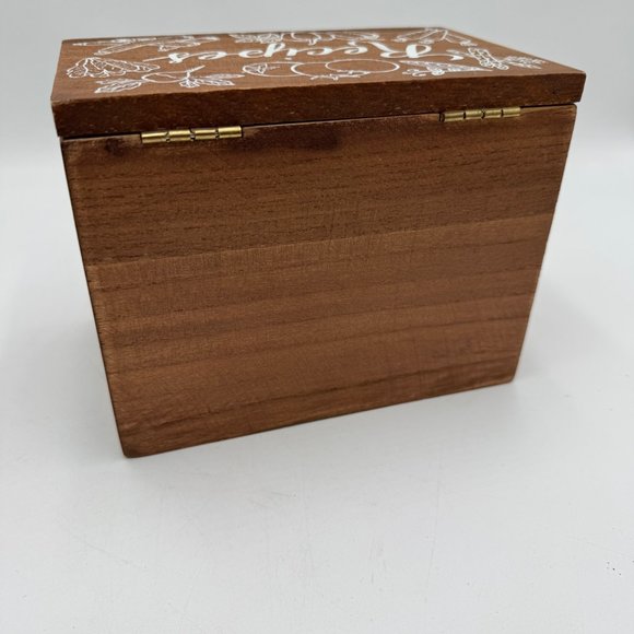 New Eccolo Wooden Recipe Box with 50 Lined Cards, 6 Dividers 7” X 4.5” X 5.5” - Picture 11 of 14